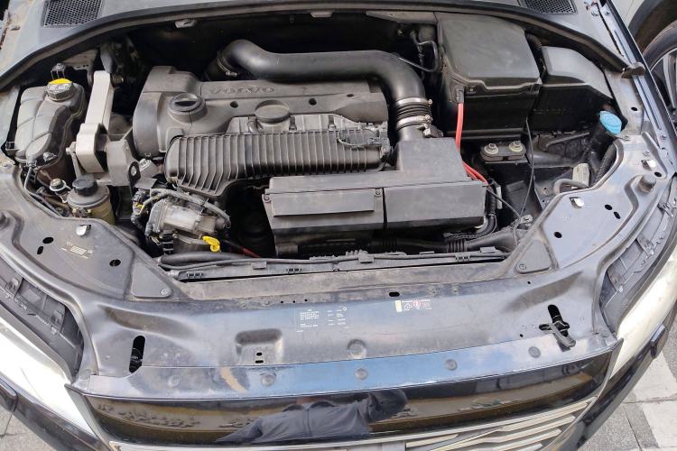 Used Volvo S80L 2014 2.0T T5 Intelligent Luxury Edition Engine Bay