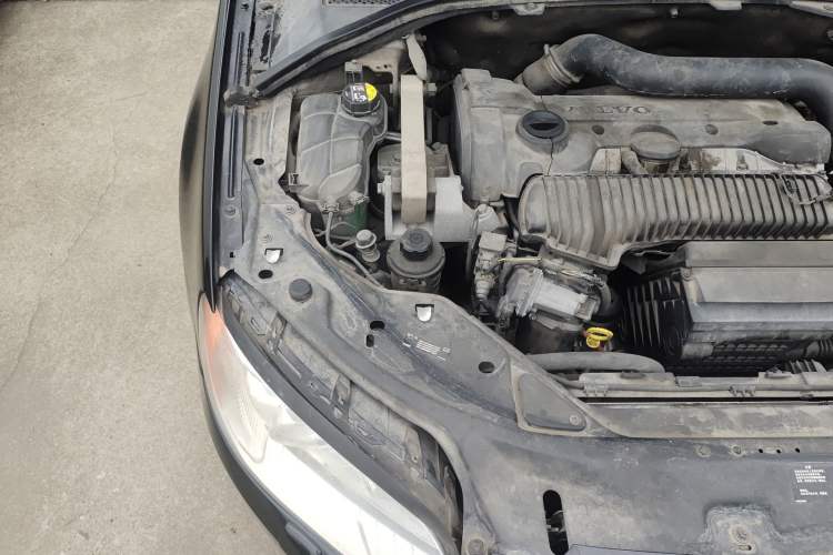 Used Volvo S80L 2014 2.0T T5 Luxury Executive Edition Engine Bay Right