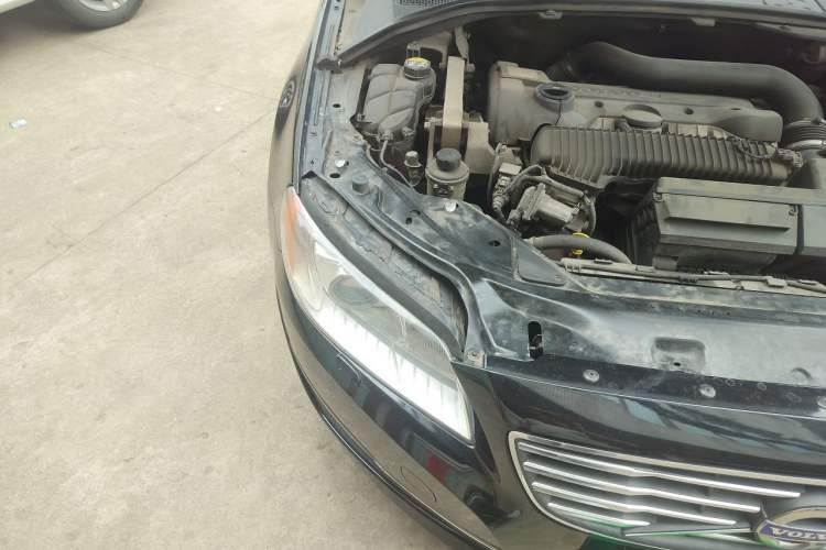 Used Volvo S80L 2014 2.0T T5 Intelligent Luxury Edition Engine Bay Right