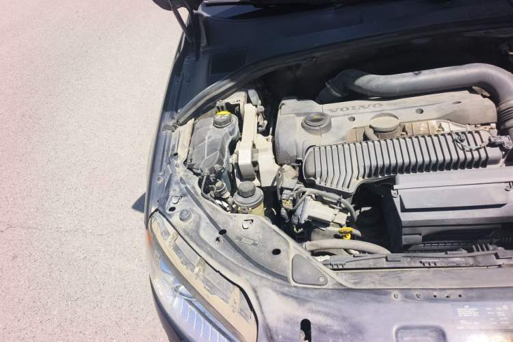 Used Volvo S80L 2014 2.0T T5 Luxury Executive Edition Engine Bay Right