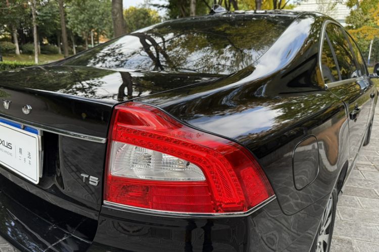 Used Volvo S80L 2014 2.0T T5 Smart Luxury Edition Exterior 5