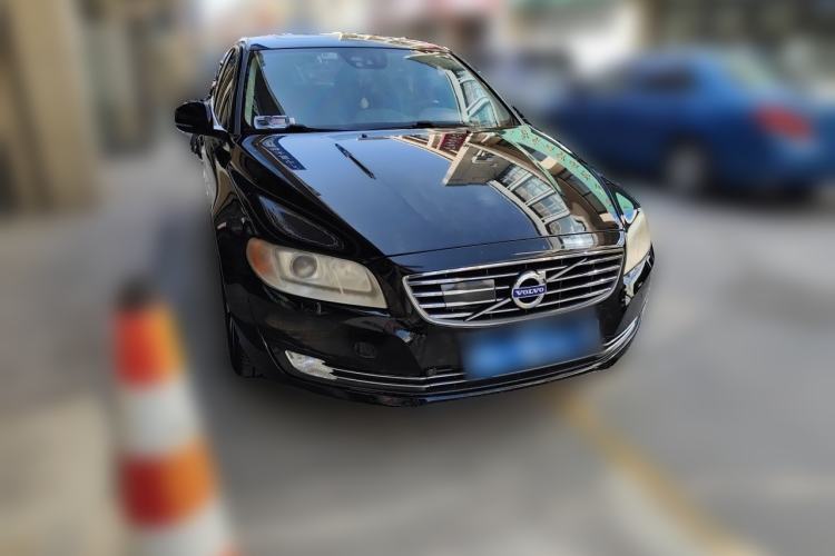 Used Volvo S80L 2014 2.0T T5 Smart Luxury Edition Front Right 45 Deg