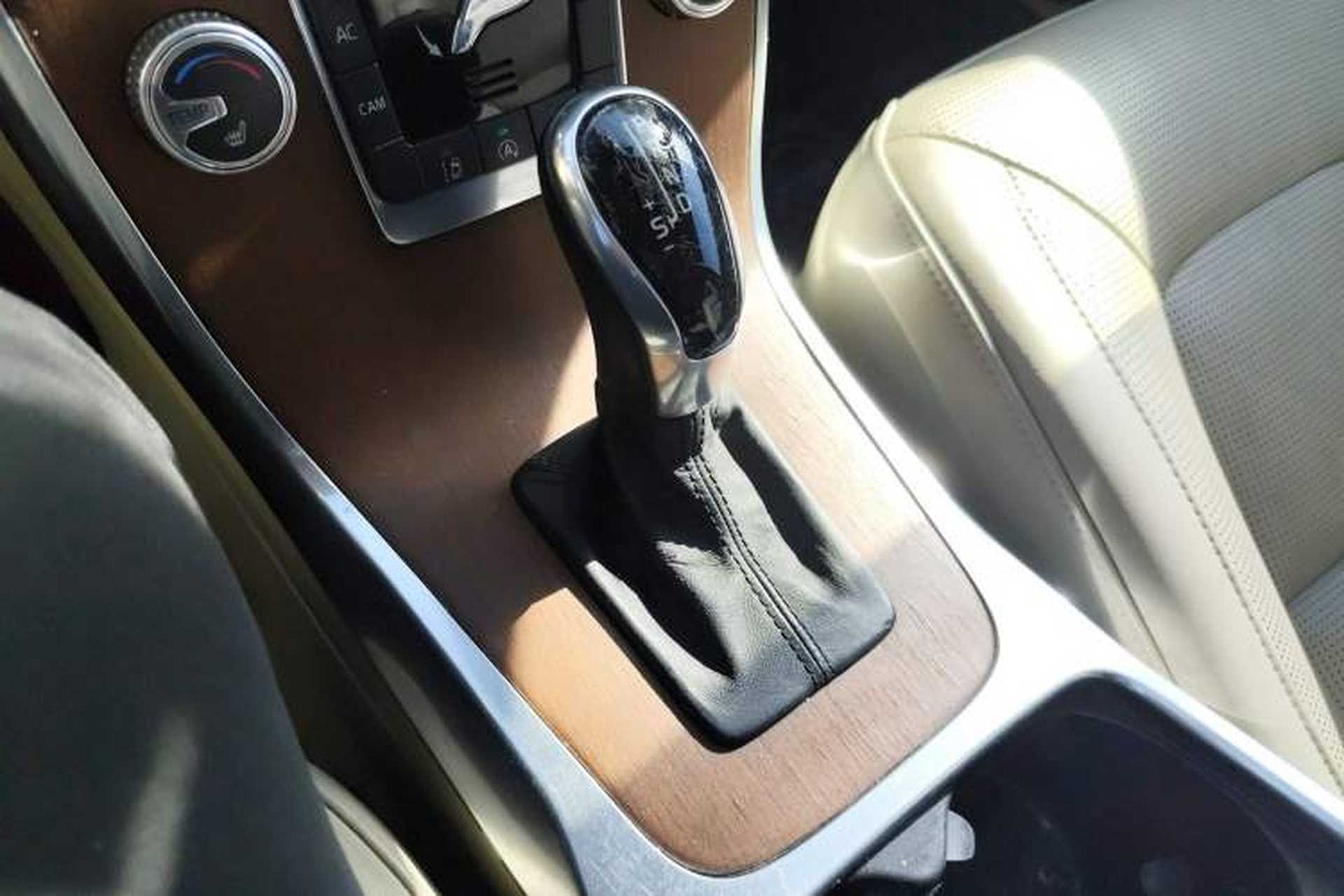 Used Volvo S80L 2014 2.0T T5 Smart Luxury Edition Gear Lever