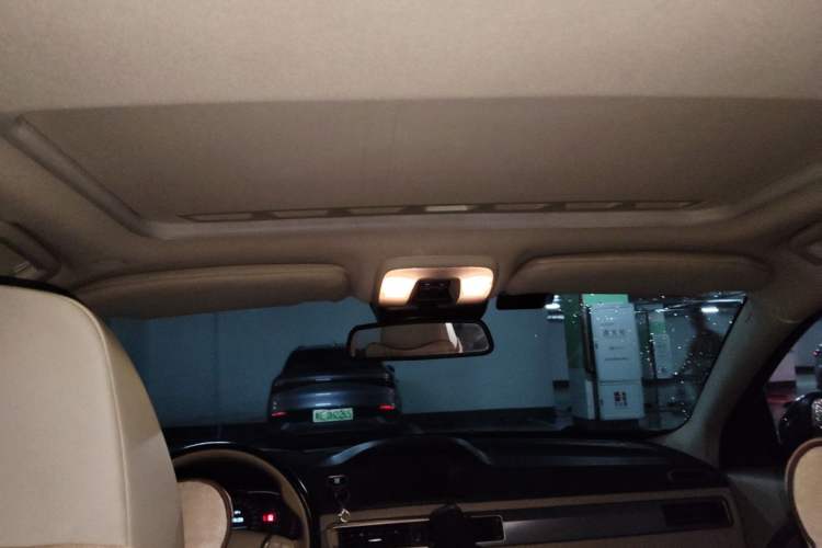 Used Volvo S80L 2014 2.0T T5 Intelligent Luxury Edition Headliner