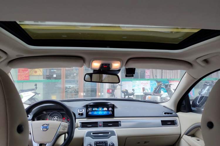 Used Volvo S80L 2014 2.0T T5 Intelligent Luxury Edition Headliner