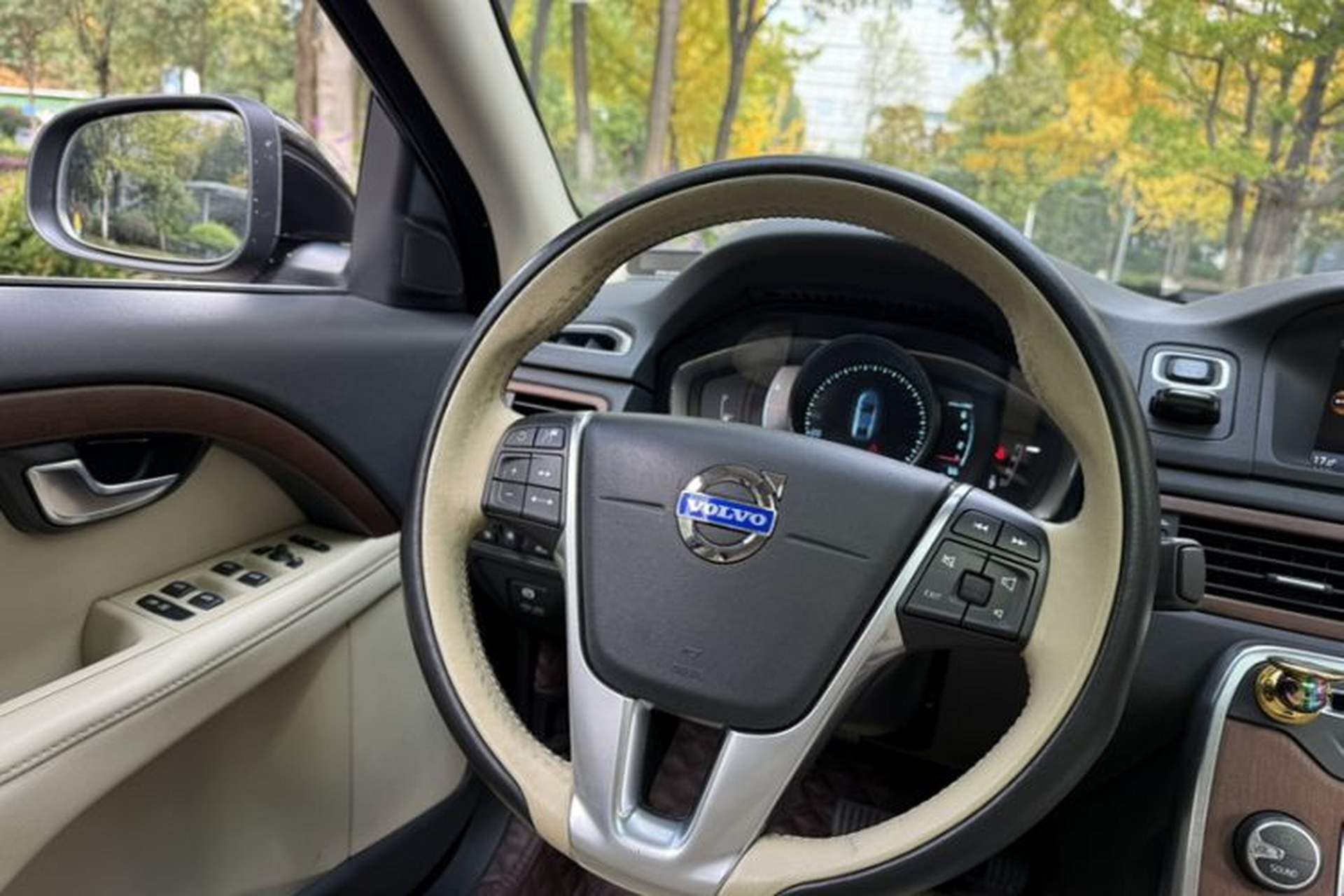 Used Volvo S80L 2014 2.0T T5 Smart Luxury Edition Interior 2