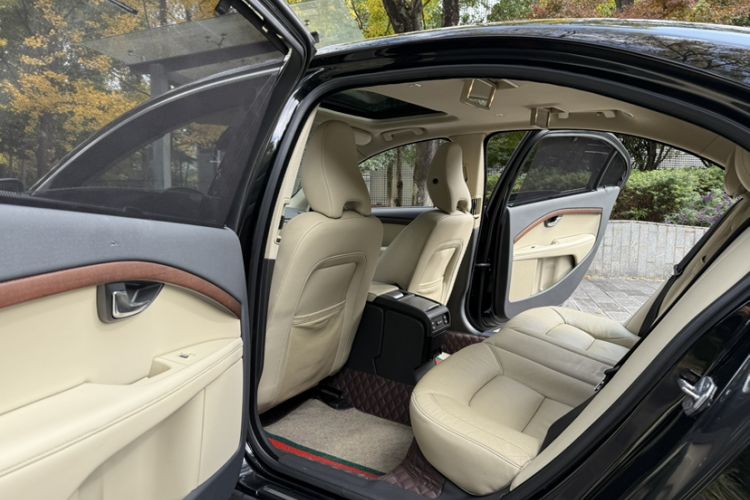 Used Volvo S80L 2014 2.0T T5 Smart Luxury Edition Interior 6