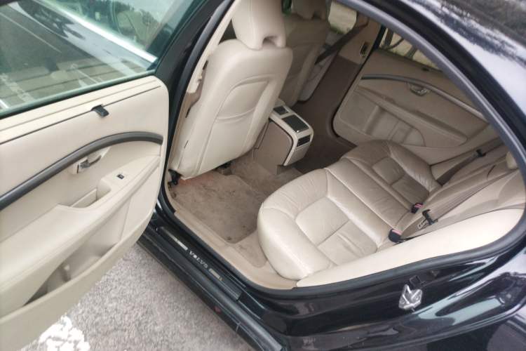 Used Volvo S80L 2014 2.0T T5 Intelligent Luxury Edition Left Rear Seat