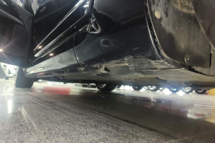 Used Volvo S80L 2014 2.0T T5 Luxury Executive Edition Left Side Sill