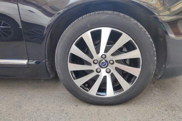 Used Volvo S80L 2014 2.0T T5 Intelligent Luxury Edition Right Front Wheel Hub