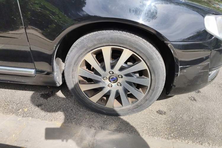 Used Volvo S80L 2014 2.0T T5 Smart Luxury Edition Right Front Wheel Hub