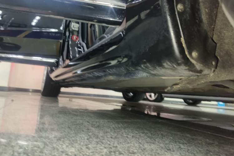 Used Volvo S80L 2014 2.0T T5 Luxury Executive Edition Right Side Sill
