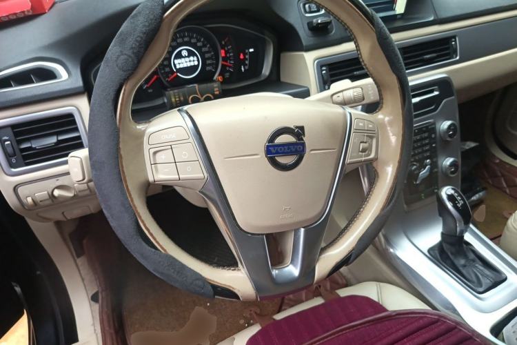 Used Volvo S80L 2014 2.0T T5 Intelligent Luxury Edition Steering Wheel