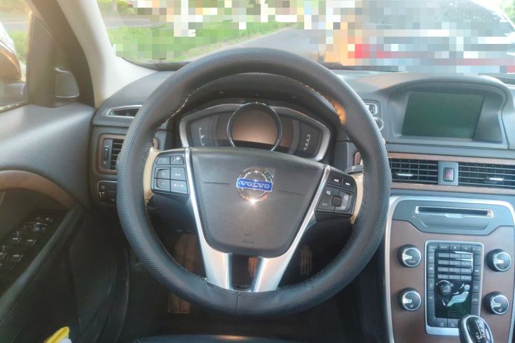 Used Volvo S80L 2014 2.0T T5 Smart Luxury Edition Steering Wheel