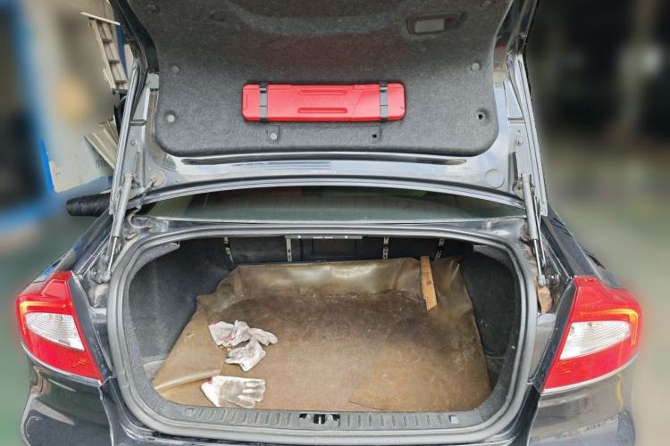 Used Volvo S80L 2014 2.0T T5 Smart Luxury Edition Trunk