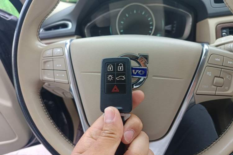 Used Volvo S80L 2014 2.0T T5 Smart Luxury Edition Vehicle Key