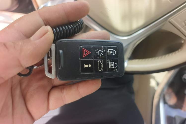 Used Volvo S80L 2014 2.0T T5 Luxury Executive Edition Vehicle Key