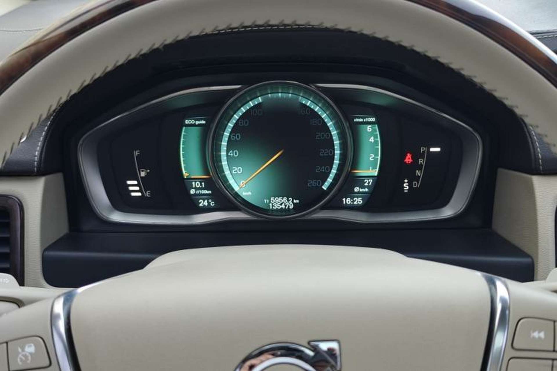 Used Volvo S80L 2014 2.0T T5 Luxury Executive Edition Interior 5