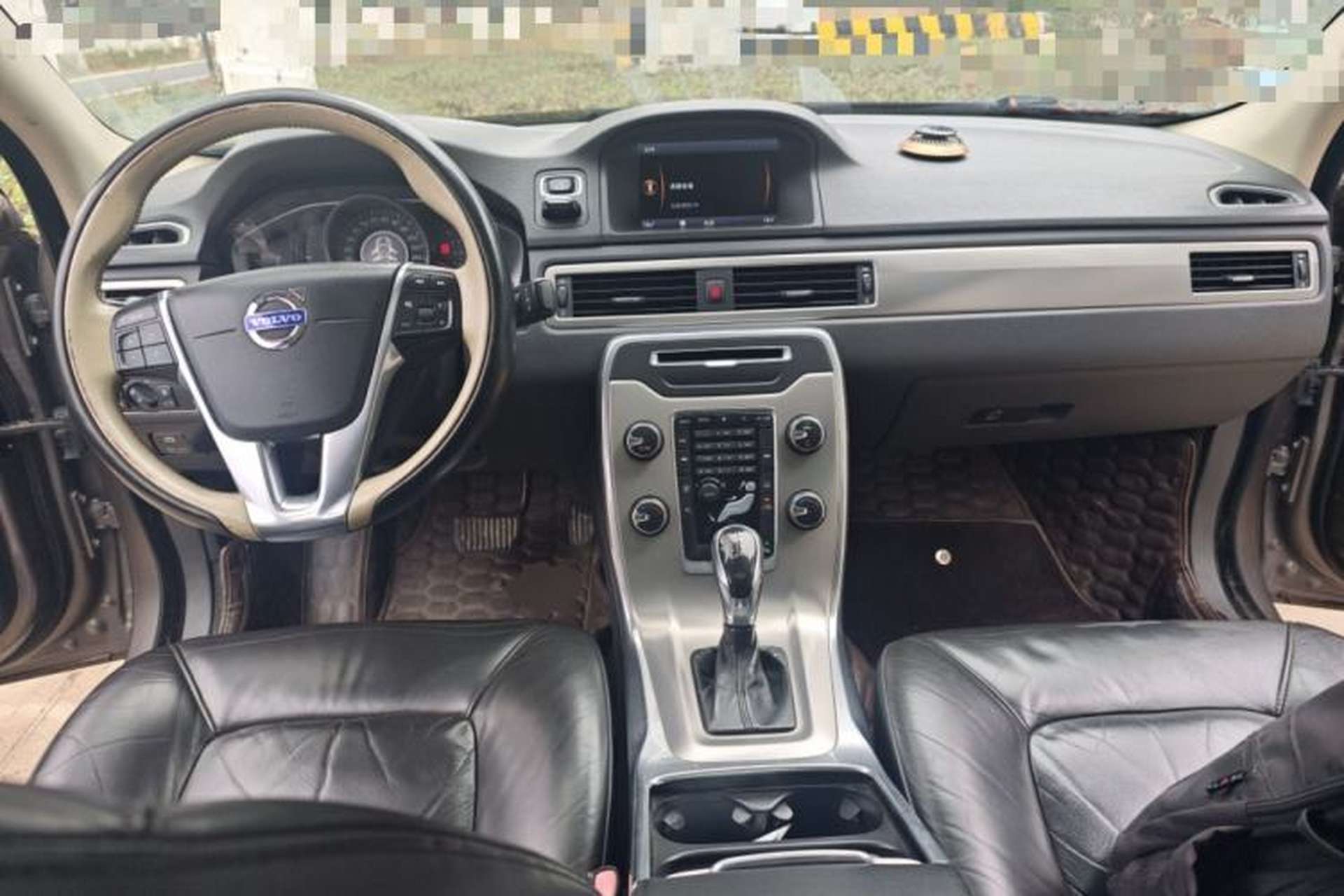 Used Volvo S80L 2014 2.0T T5 Intelligent Luxury Edition Center Console