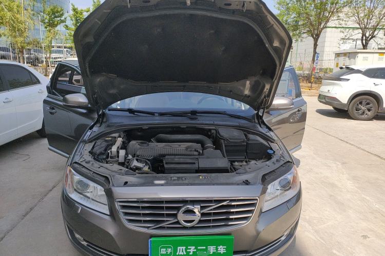 Used Volvo S80L 2014 2.0T T5 Intelligent Luxury Edition Engine Bay