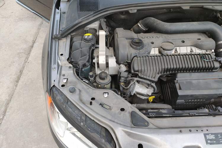 Used Volvo S80L 2014 2.0T T5 Intelligent Luxury Edition Engine Bay Right