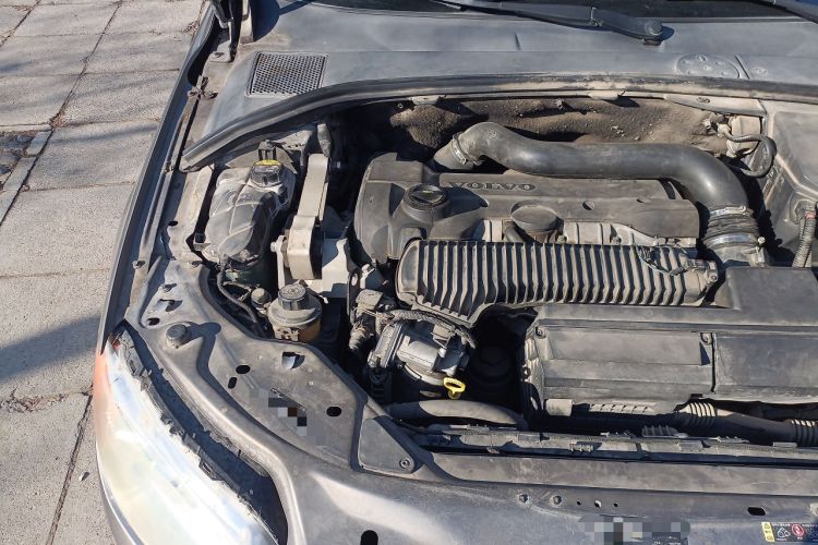 Used Volvo S80L 2014 2.0T T5 Luxury Executive Edition Engine Bay Right