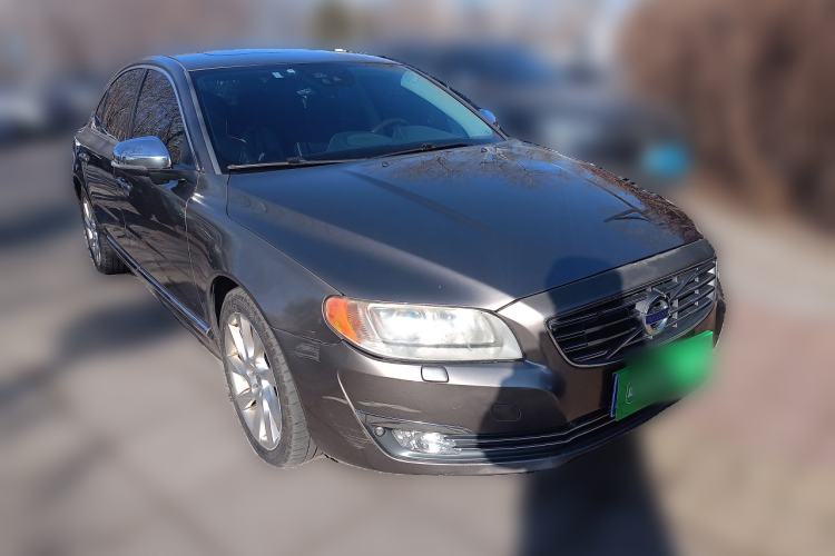 Used Volvo S80L 2014 2.0T T5 Luxury Executive Edition Front Right 45 Deg