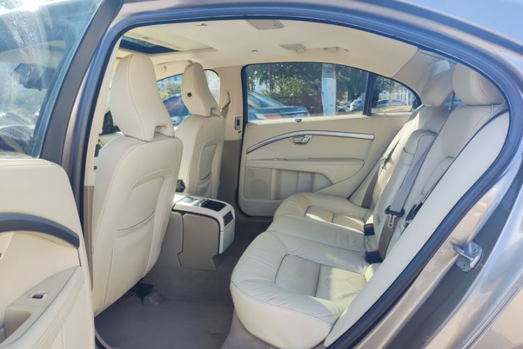 Used Volvo S80L 2014 2.0T T5 Intelligent Luxury Edition Interior 3