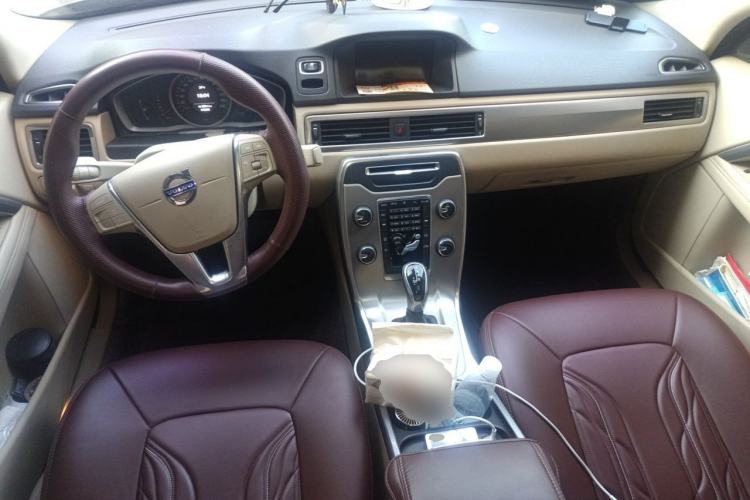 Used Volvo S80L 2014 2.0T T5 Intelligent Luxury Edition Center Console