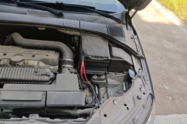 Used Volvo S80L 2014 2.0T T5 Smart Luxury Edition Engine Bay Left