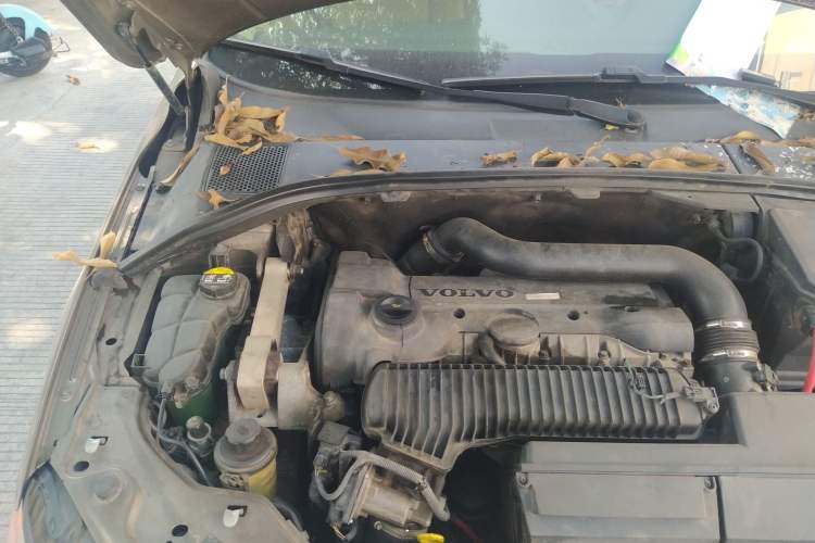 Used Volvo S80L 2014 2.0T T5 Smart Luxury Edition Engine Bay Right