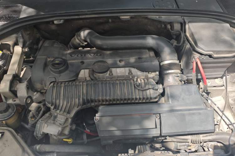 Used Volvo S80L 2014 2.0T T5 Luxury Executive Edition Engine Bay