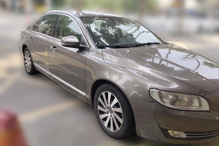 Used Volvo S80L 2014 2.0T T5 Smart Luxury Edition Front Right 45 Deg