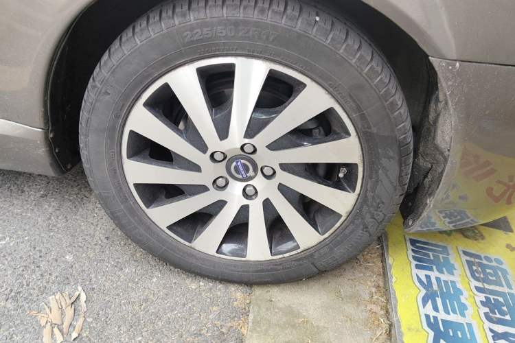 Used Volvo S80L 2014 2.0T T5 Smart Luxury Edition Right Front Wheel Hub