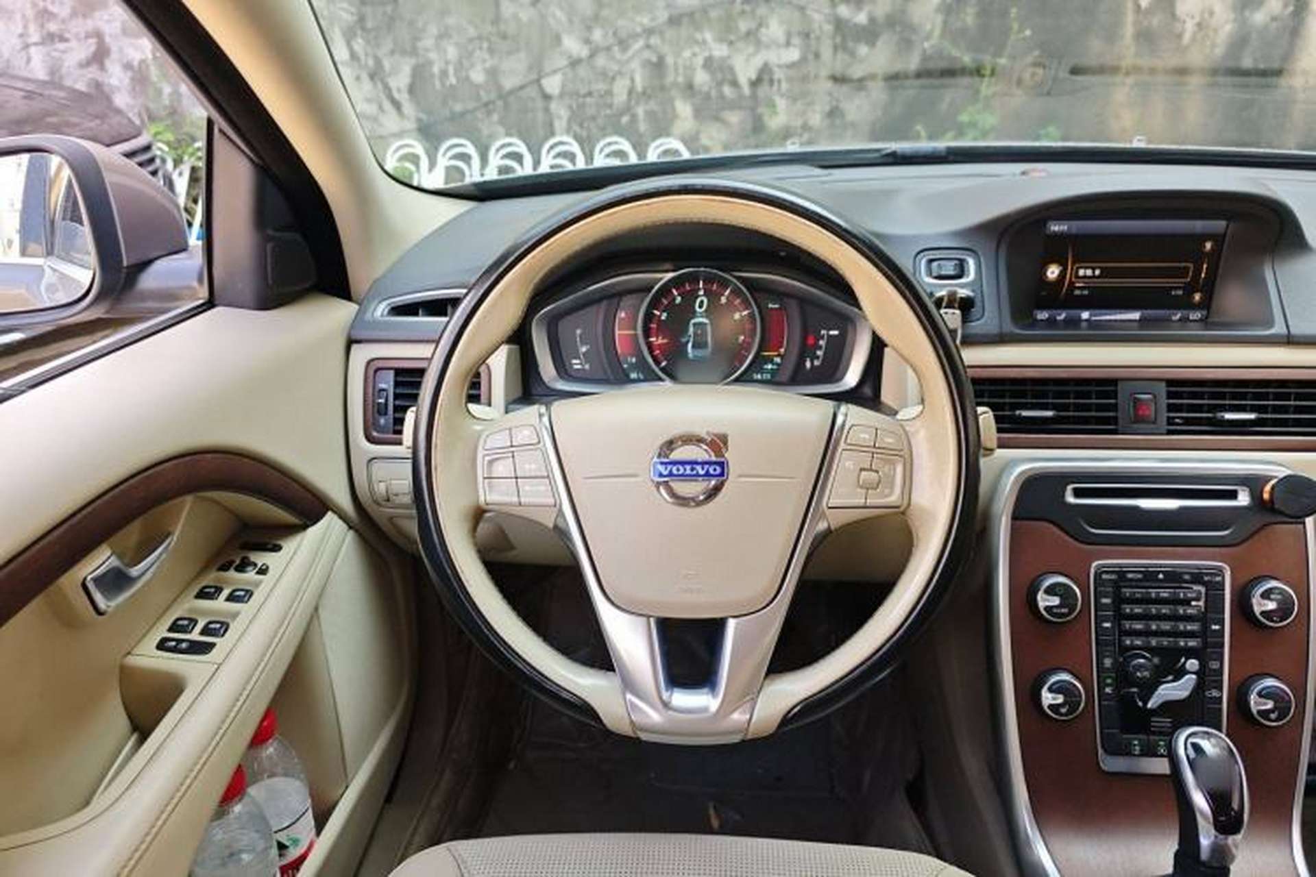 Used Volvo S80L 2014 2.0T T5 Smart Luxury Edition Steering Wheel