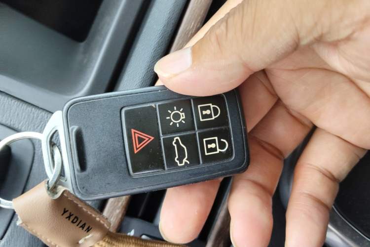 Used Volvo S80L 2014 2.0T T5 Smart Luxury Edition Vehicle Key