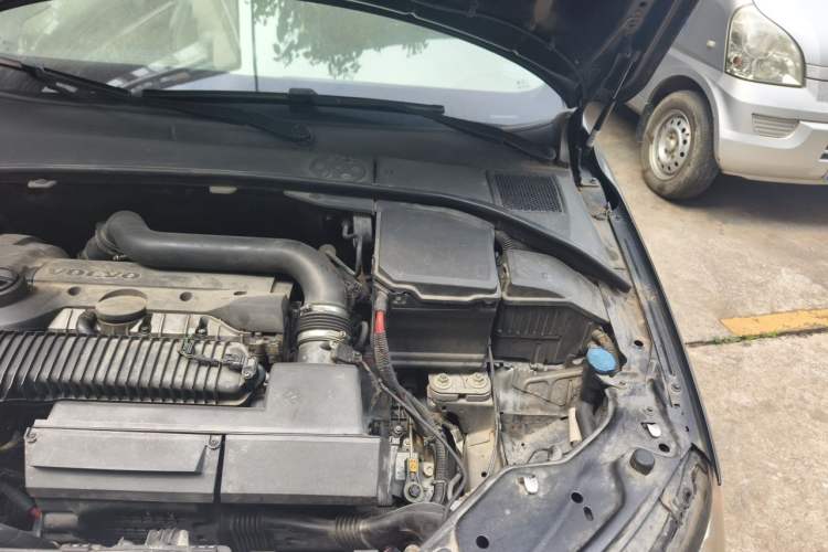Used Volvo S80L 2014 2.0T T5 Smart Luxury Edition Engine Bay Left