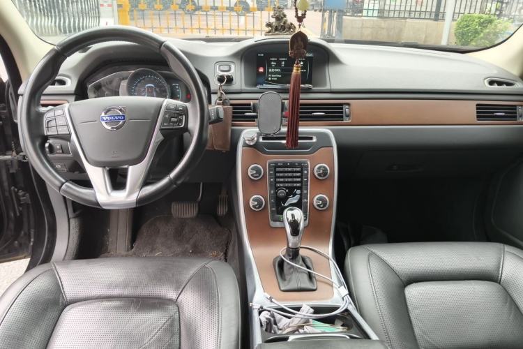 Used Volvo S80L 2015 2.0T T5 Smart Luxury Edition Center Console