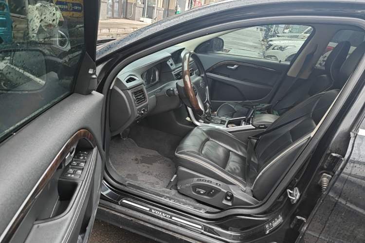 Used Volvo S80L 2015 2.0T T5 Luxury Executive Edition Driver Seat