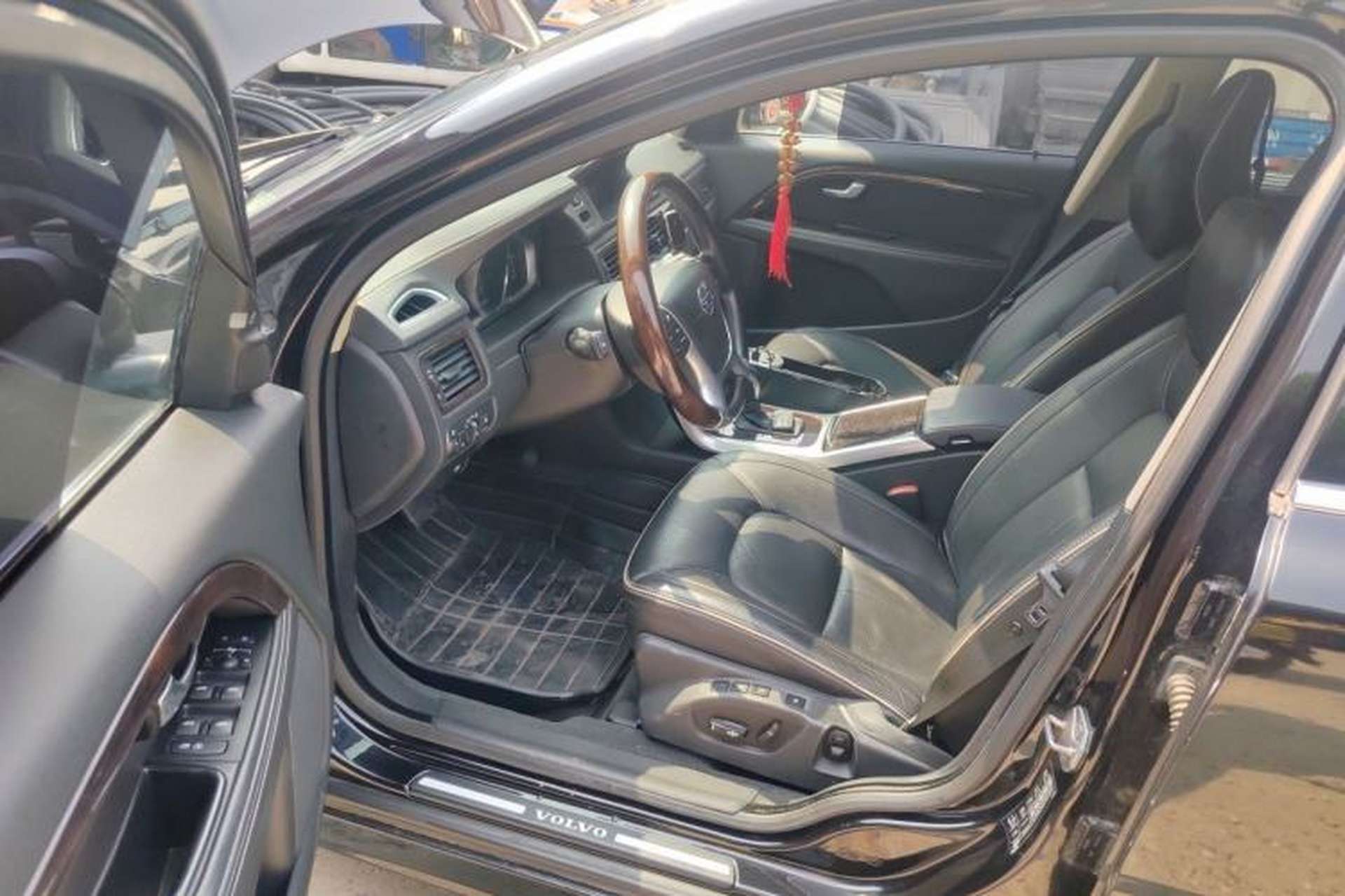 Used Volvo S80L 2015 2.0T T5 Luxury Executive Edition Driver Seat