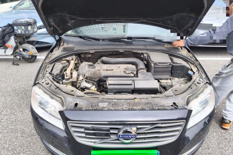 Used Volvo S80L 2015 2.0T T5 Smart Luxury Edition Engine Bay