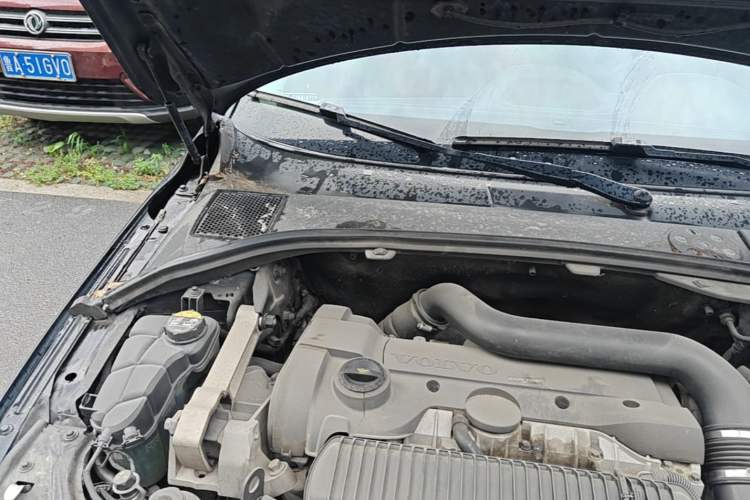 Used Volvo S80L 2015 2.0T T5 Luxury Executive Edition Engine Bay Right