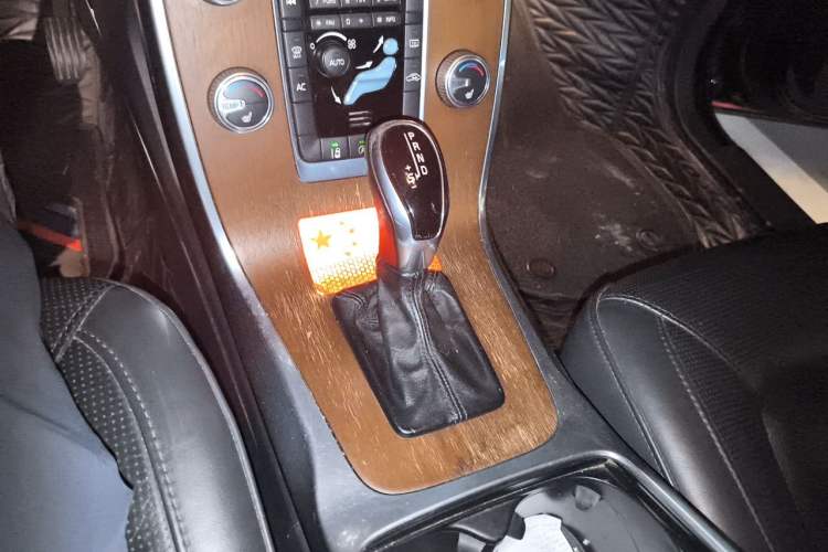 Used Volvo S80L 2015 2.0T T5 Smart Edition Gear Lever