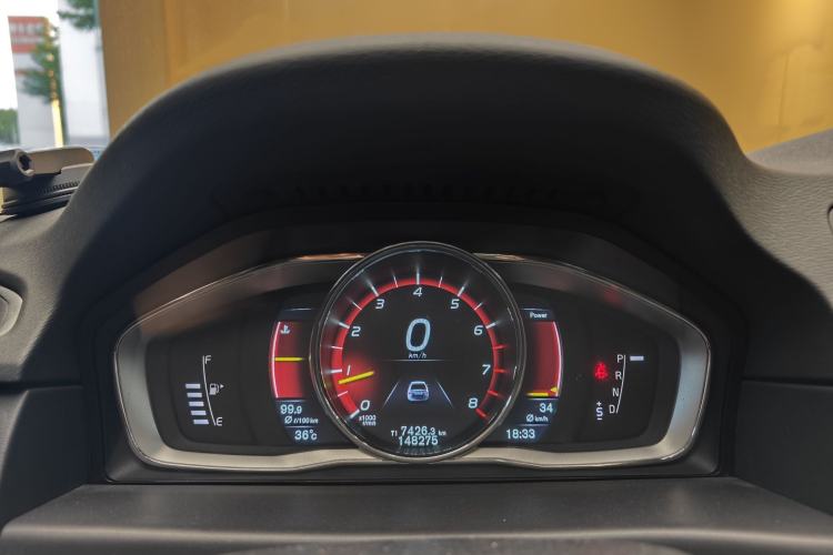 Used Volvo S80L 2015 2.0T T5 Smart Luxury Edition Instrument Cluster