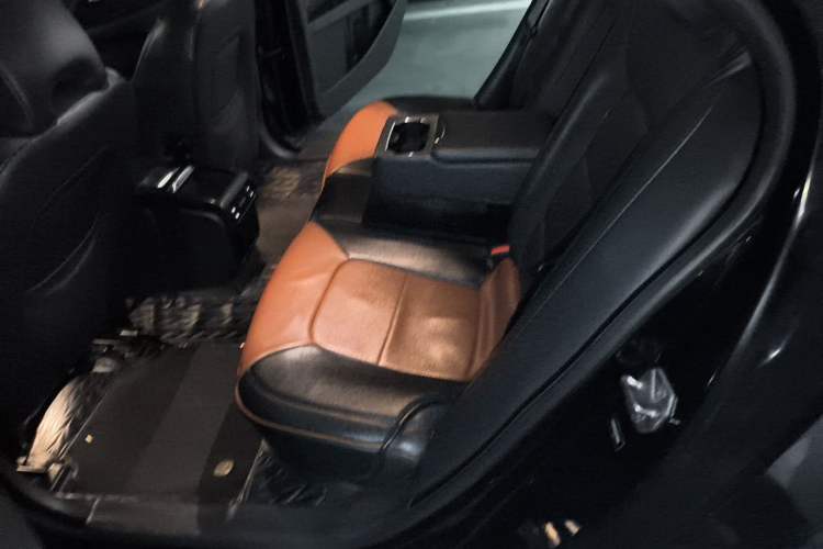 Used Volvo S80L 2015 2.0T T5 Smart Edition Left Rear Seat