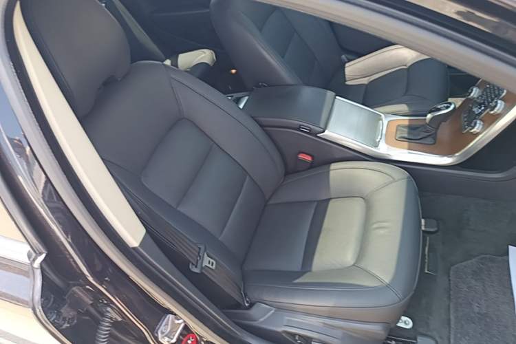 Used Volvo S80L 2015 2.0T T5 Smart Luxury Edition Right Front Seat