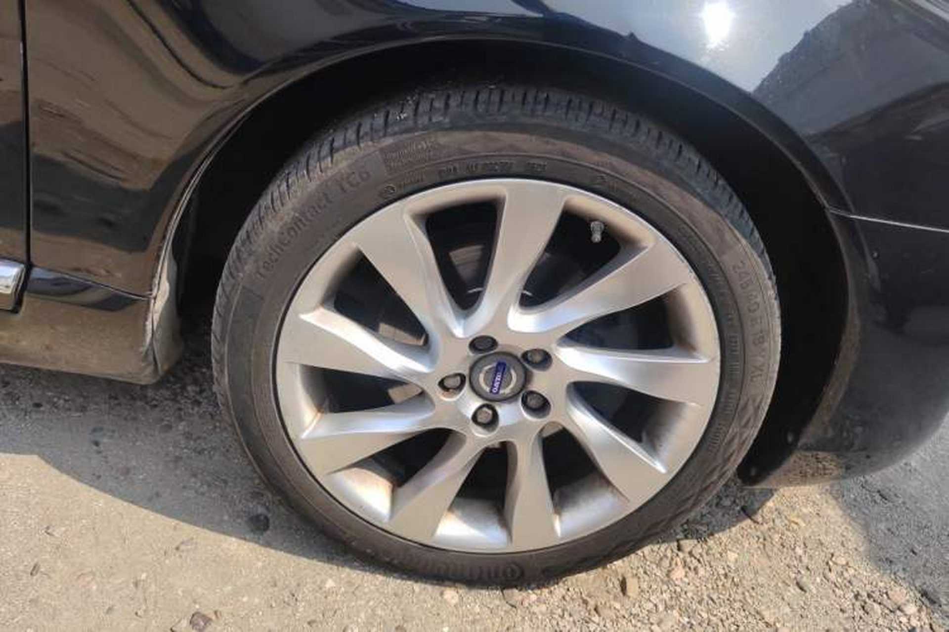 Used Volvo S80L 2015 2.0T T5 Luxury Executive Edition Right Front Wheel Hub