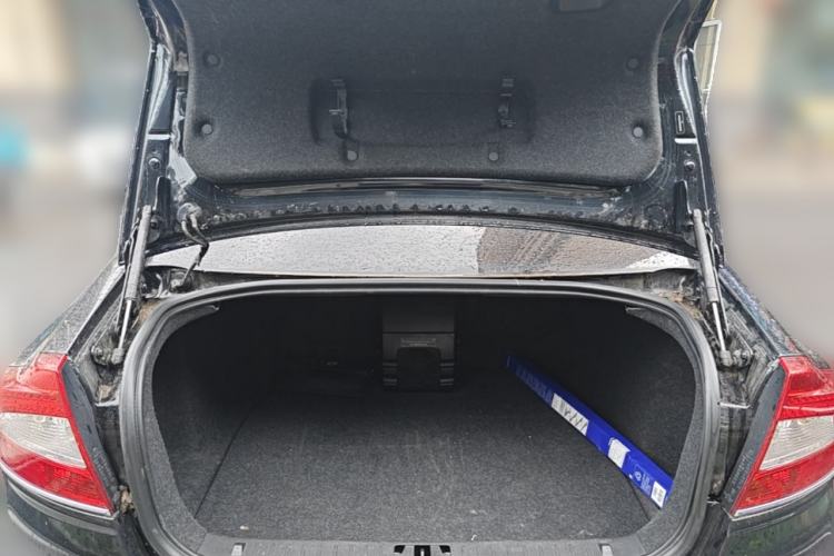 Used Volvo S80L 2015 2.0T T5 Luxury Executive Edition Trunk