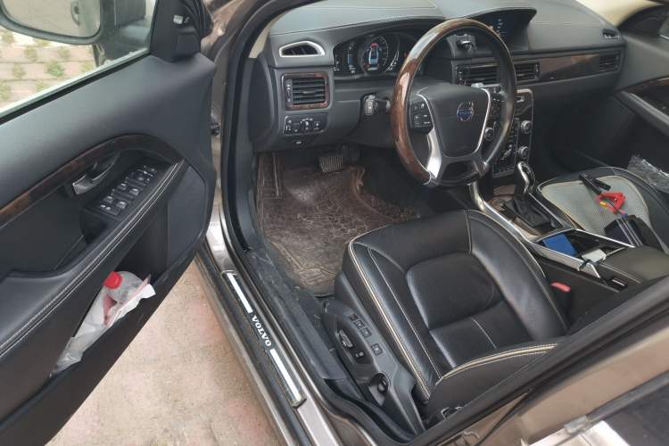 Used Volvo S80L 2015 2.0T T5 Luxury Executive Edition Driver Seat