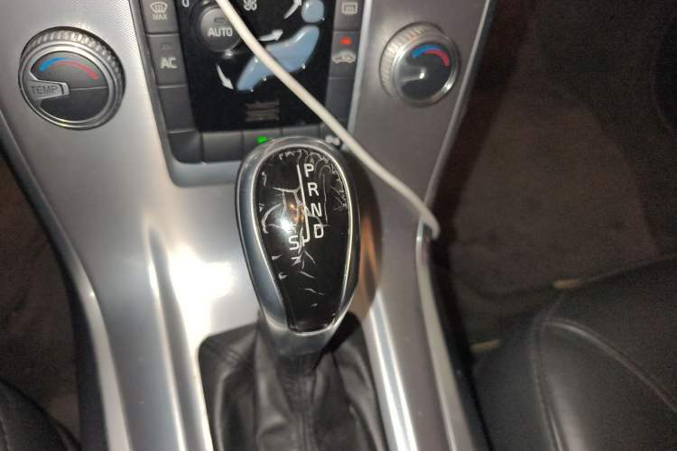 Used Volvo S80L 2015 2.0T T5 Smart Edition Gear Lever